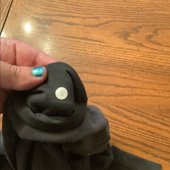 EUC Lululemon Reversible full length leggings - Picture 4 of 8